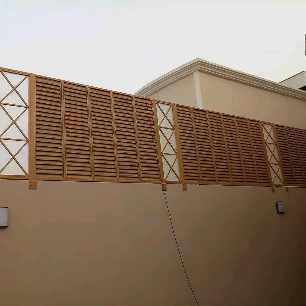 أنواع سواتر احواش شرائح بلاستيك المناسبة للبيوت الجلة