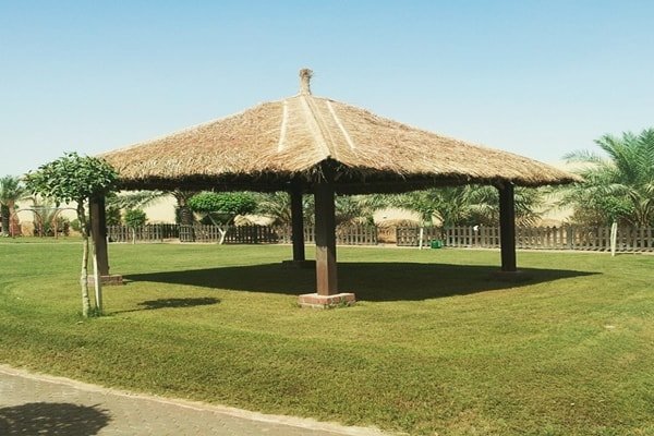 تصميم وتنفيذ مظلات بامبو، قش إندونيسي، قش أفريقي