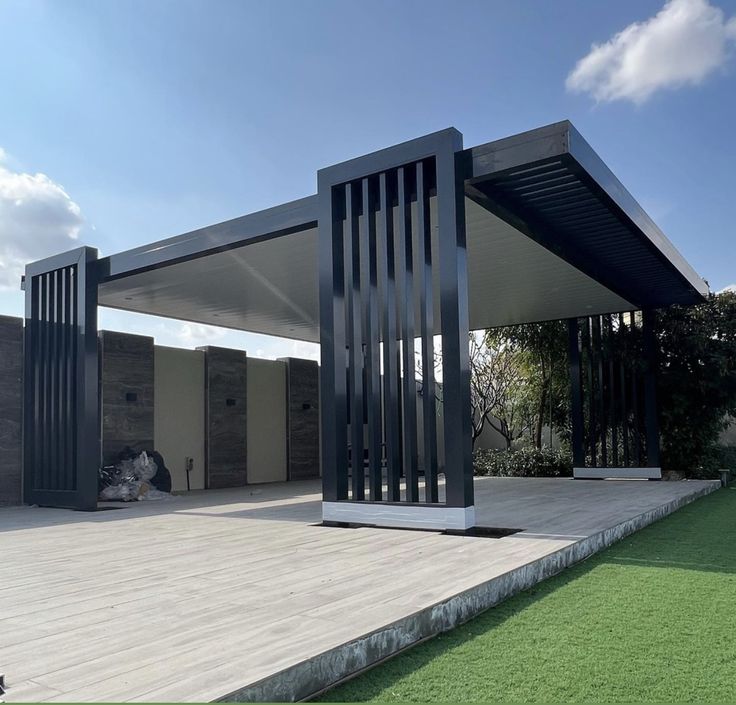 تركيب مظلات حديد مقاومة للعوامل الجوية في الرياض