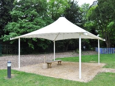 مظلات حدائق قماش PVC بتصاميم حديثة 