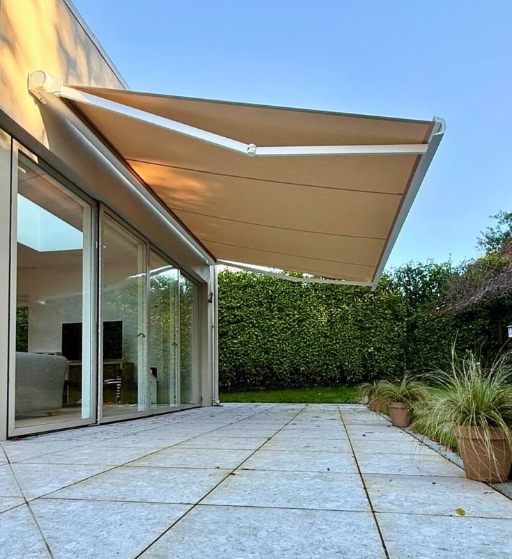 مظلات سيارات متحركة بأحدث المواصفات