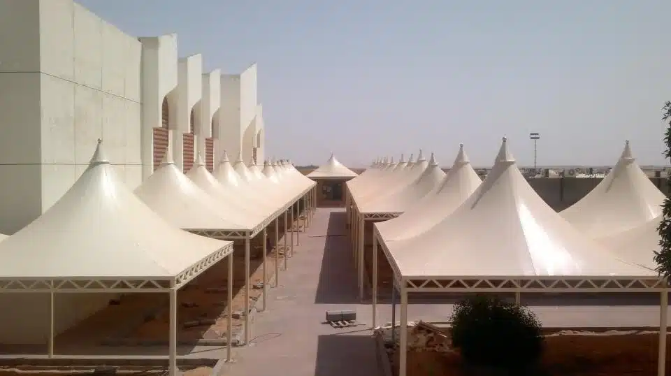 مظلات مدارس حطين بتصاميم فاخرة 