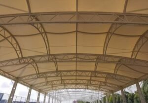 مظلات مدارس حطين بمواصفات حديثة